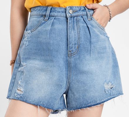 Tôn dáng bằng quần short mùa hè
